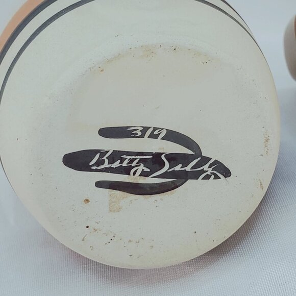 Betty Selby Native American Southwestern Handcrafted Pottery Vase Pitcher - Picture 8 of 15
